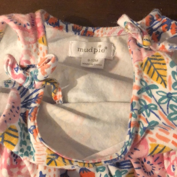 Mud pie ruffle floral romper - Picture 2 of 3